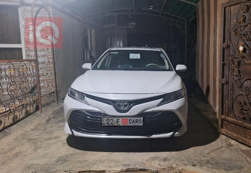 تۆیۆتا کامری